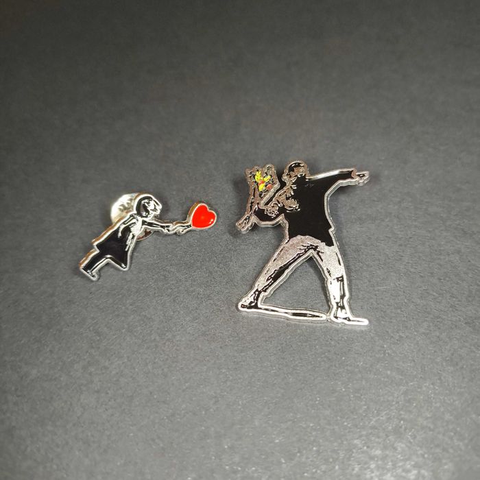 2 Pins Freedom Liberdade