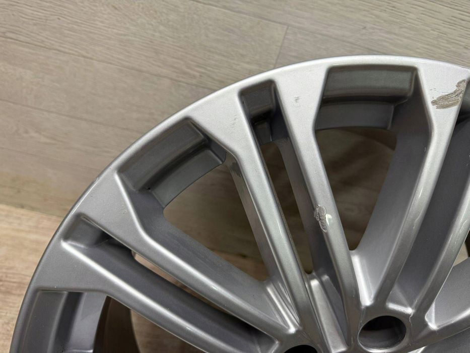 felga audi a4 b9 s4 e 8.0jx18h2 et31 5x112 8w0601025ee