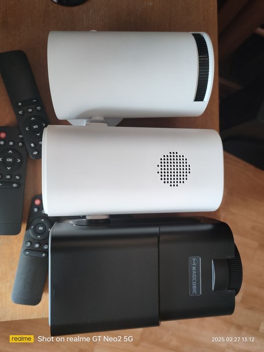 Продам кинопроектор(видеопроэктор))