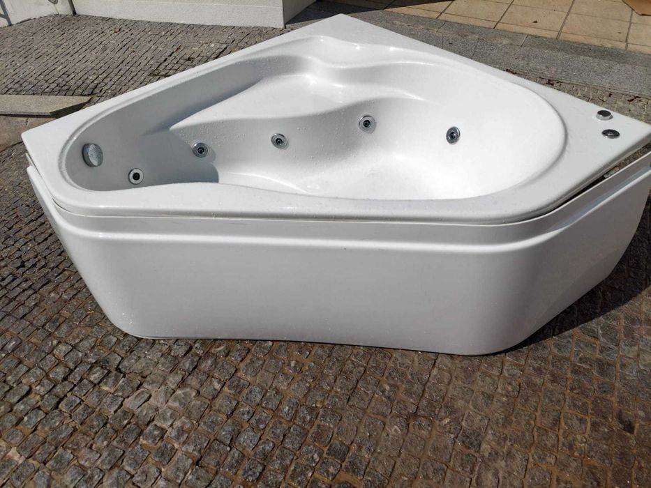 Banheira hidromassagem