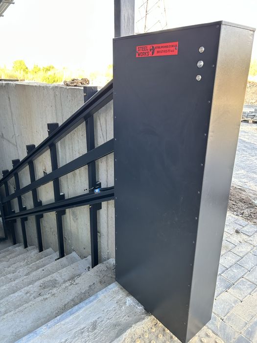 Похилий підйомник для маломобільних груп населення