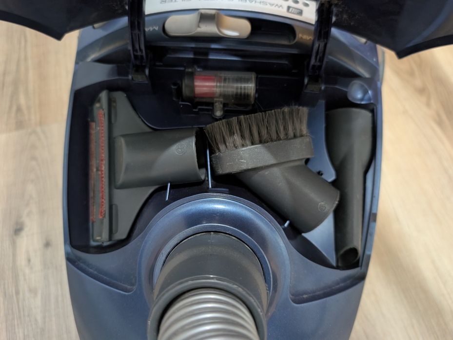 Hoover Telius plus