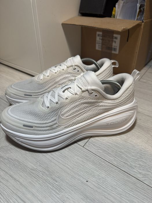 Buty sportowe do biegania Nike Vomero 18 plus rozmiar 45
