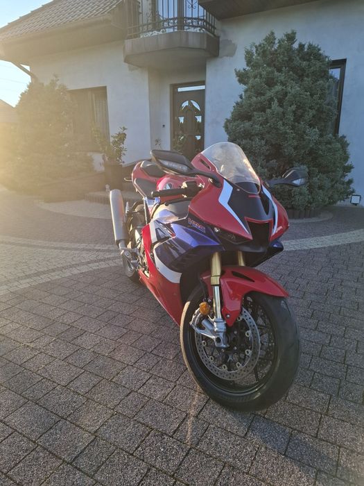 Sprzedam Honde CBR 1000RRR Fire blade