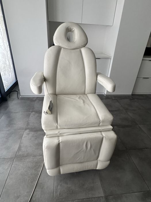 Elektryczny fotel kosmetyczny HZ-3708A – biały