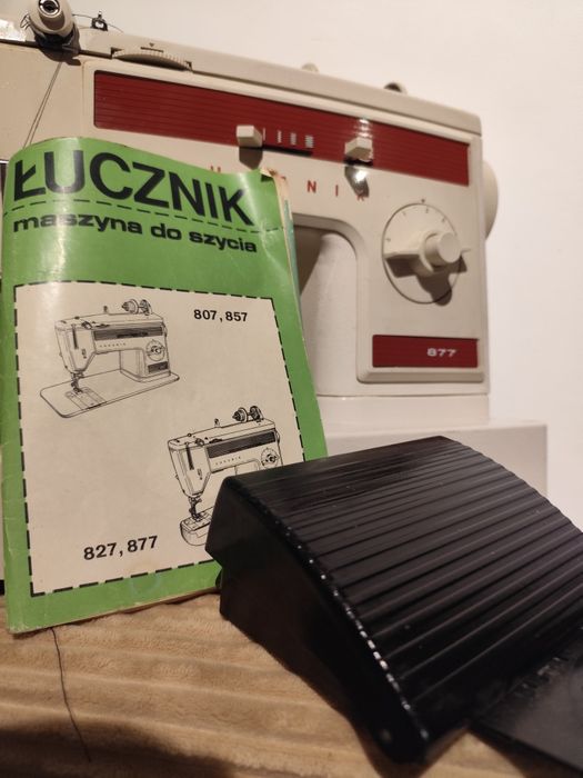 Maszyna do szycia Łucznik 877