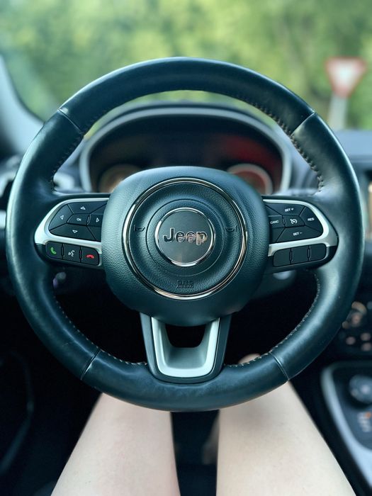 Продам JEEP Compass