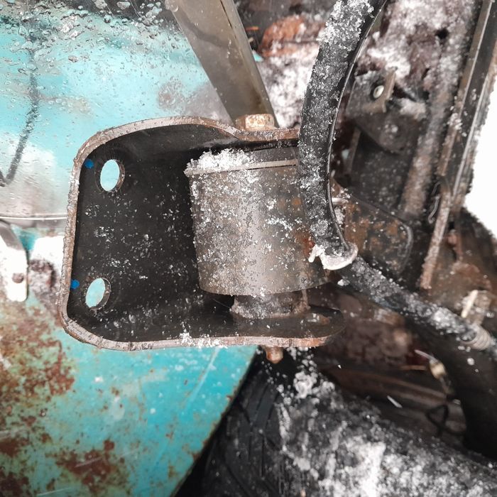 Балка, подвеска рычаги.