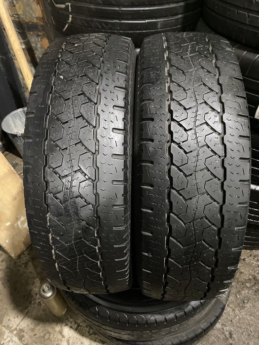 205/65 R16C Starmaxx пара шин всесезонных.