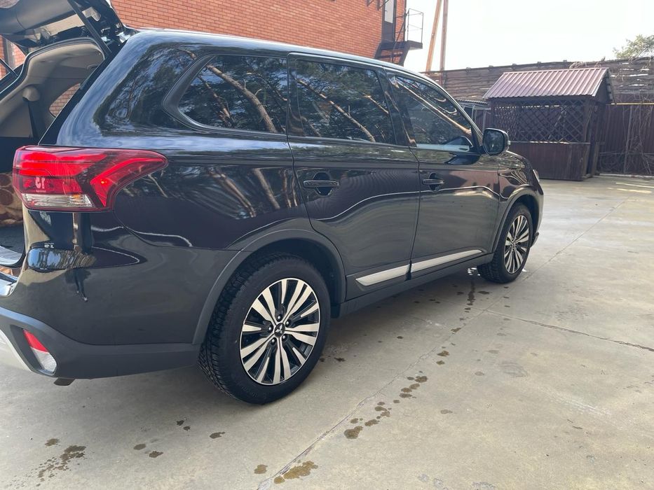 Mitsubishi Outlander 2018