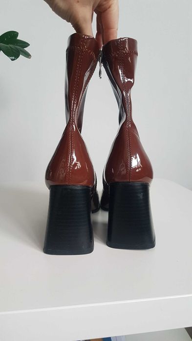Raid buty botki kozaki krótkie lakierowane 39 nowe