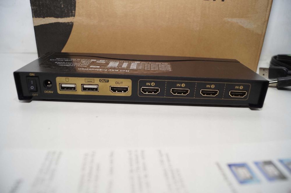 1948 Przełącznik KVM CKLau HDMI 4-portowy 4-portowy 4K 60Hz SWITCH