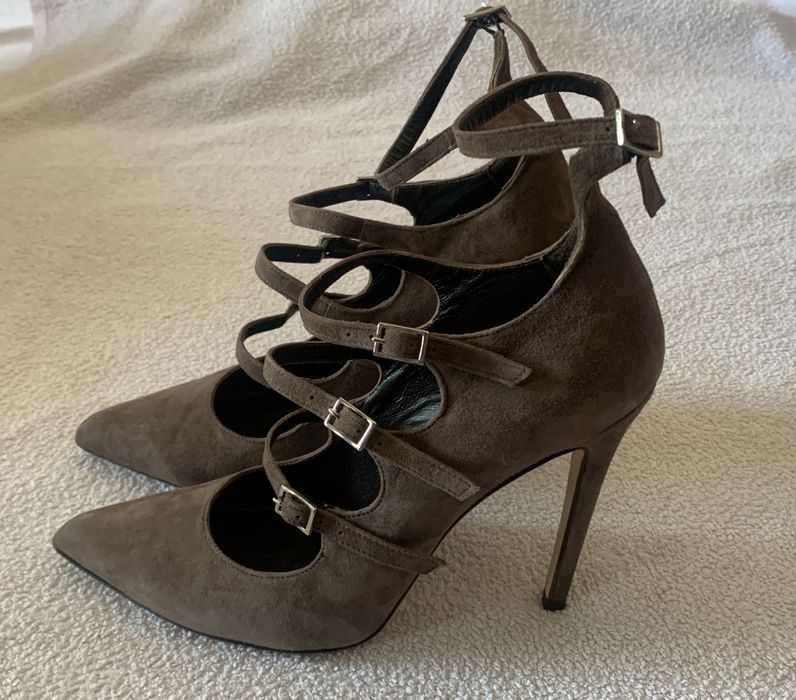 Szpilki szare paski Hegos Milano