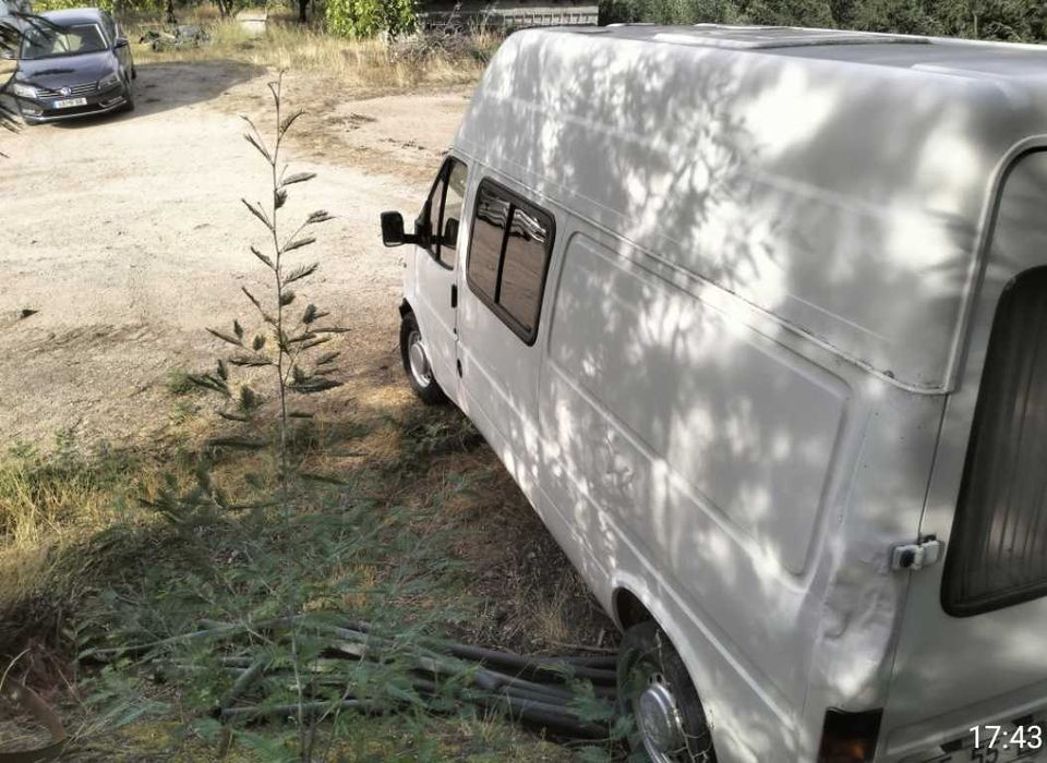 Ford Transit 2.5 modelo maior de todos