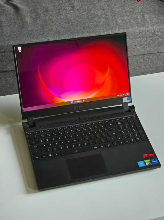 Laptop Gamingowy 4K OLED Gigabyte Aero 5 XE4 i7 12700H/16GB RAM/1TB/3070Ti 8GB