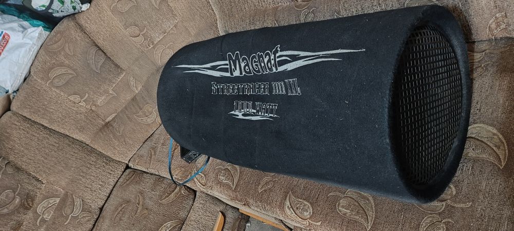 Magnat Tuba 1000W ze wzmacniaczem Alphard 2x300W