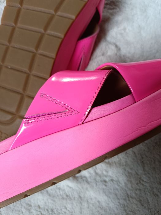 Klapki damskie UGG