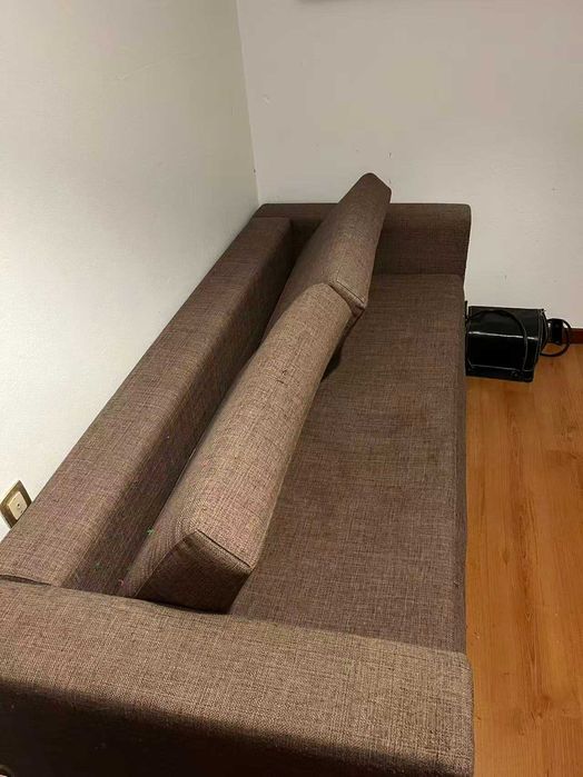Sofá Castanho Confortável