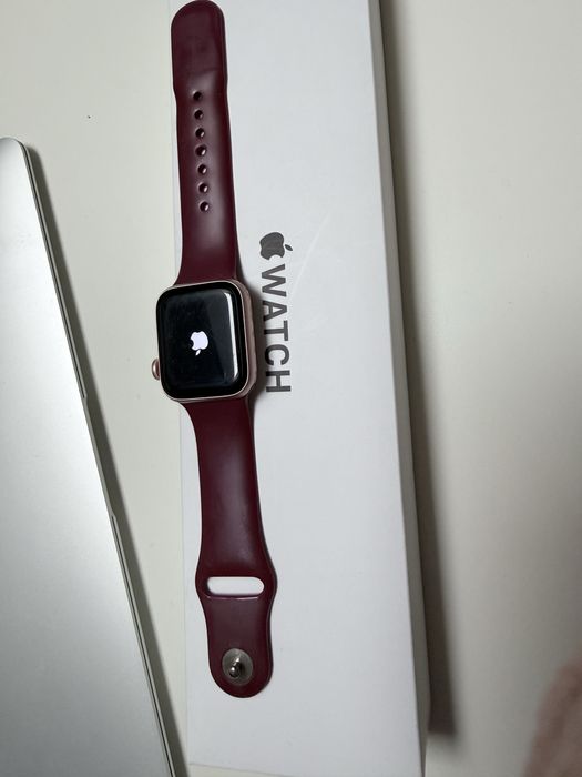 Apple Watch SE  40 mm