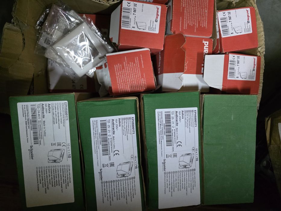 Legrand Шнайдер заглушки