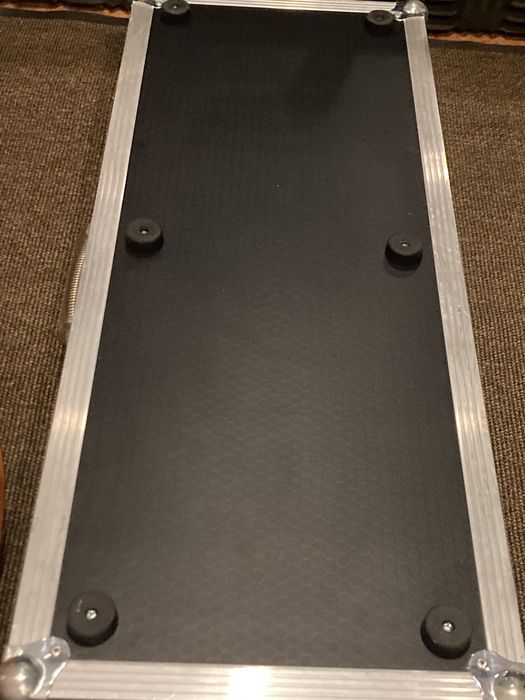 Flightcase/pedalboard - Swan Flight