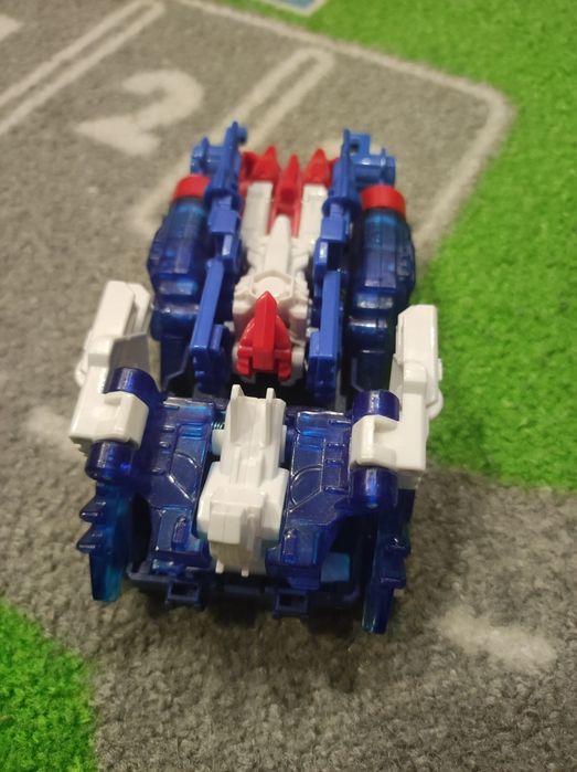 игрушка-трансформер «Турбо-Скричер Роялис»