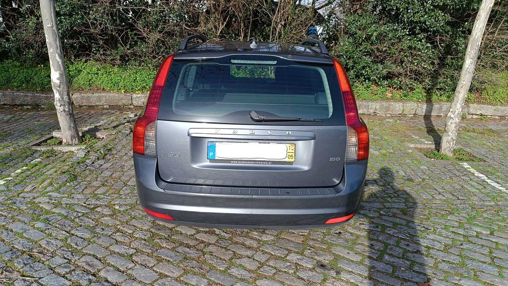 Volvo v50 1.6D, 2010, 220 000km