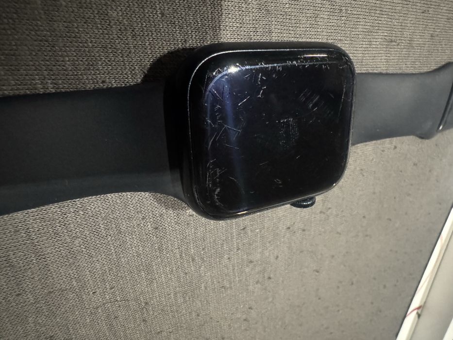 Apple Watch 9 GPS + cellular 45 mm