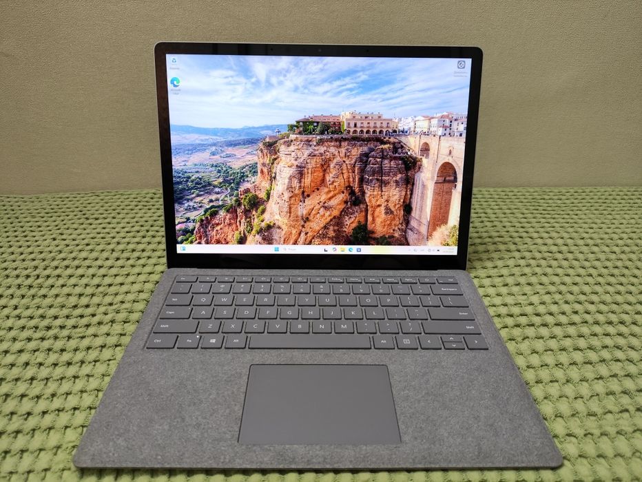 microsoft surface laptop 2 - купити ноутбуки - Ціна на OLX.ua