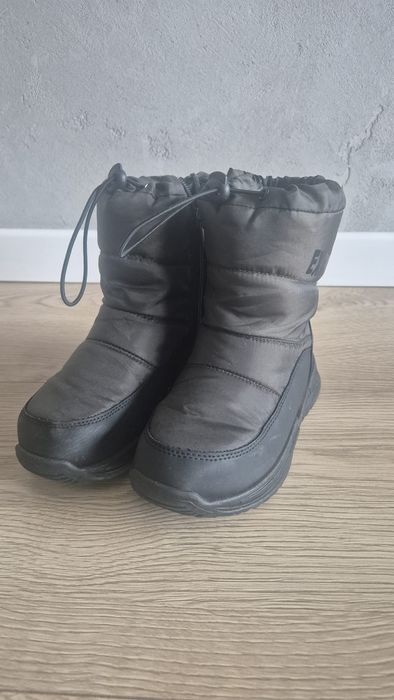 Śniegowce chłopięce, buty ocieplane, r. 31