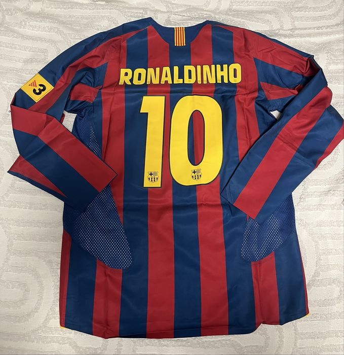 FC Barcelona Ronaldinho reissue Nike M 2005/06