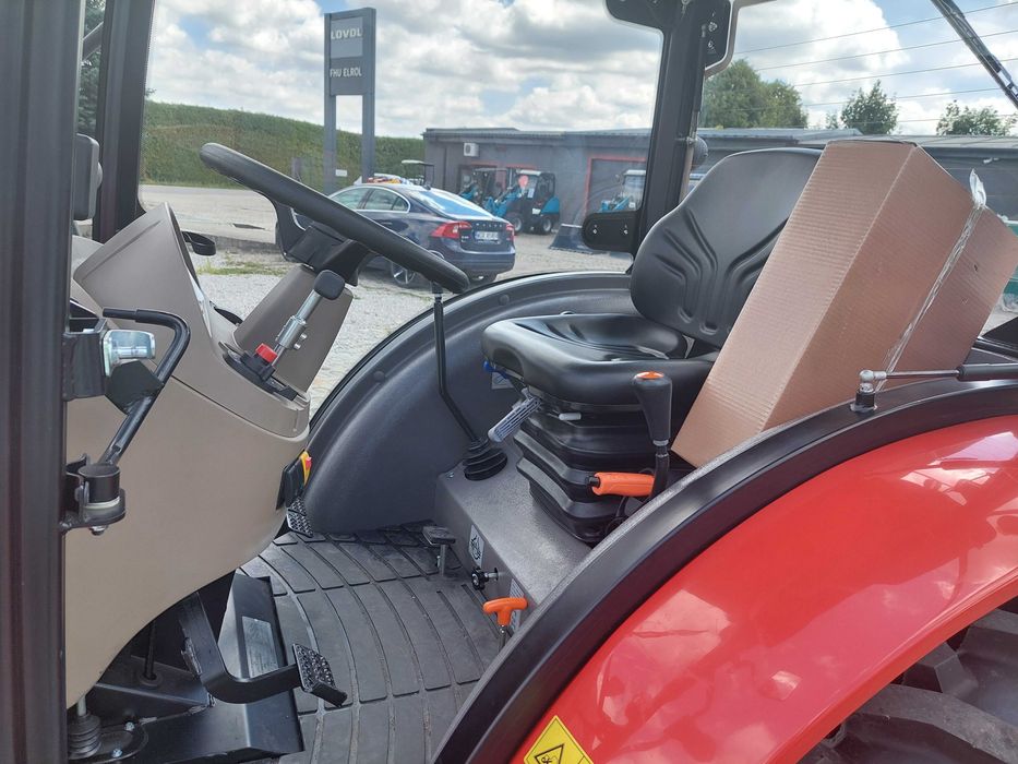 Fabrycznie Nowy Lovol M 404  Silnik Doosan  40KM Klima Napęd 4x4