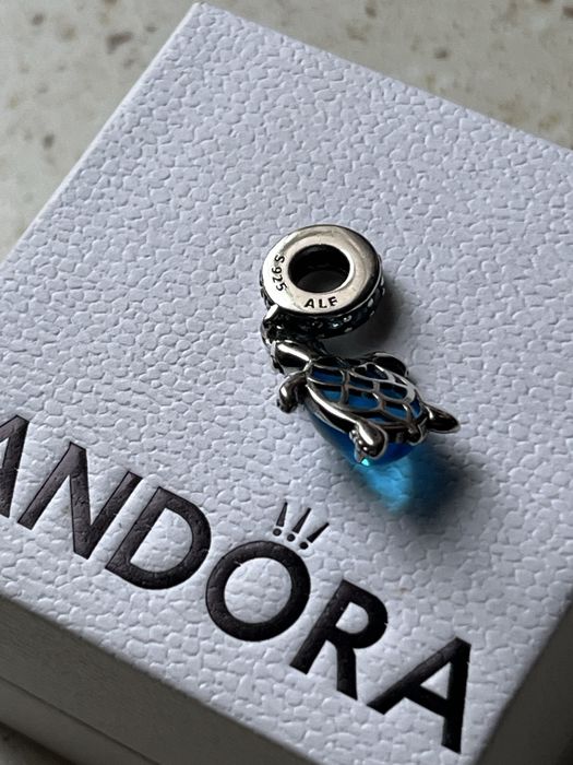Charmsy Pandora 2szt.