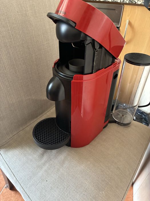 Maquina nespresso vertou