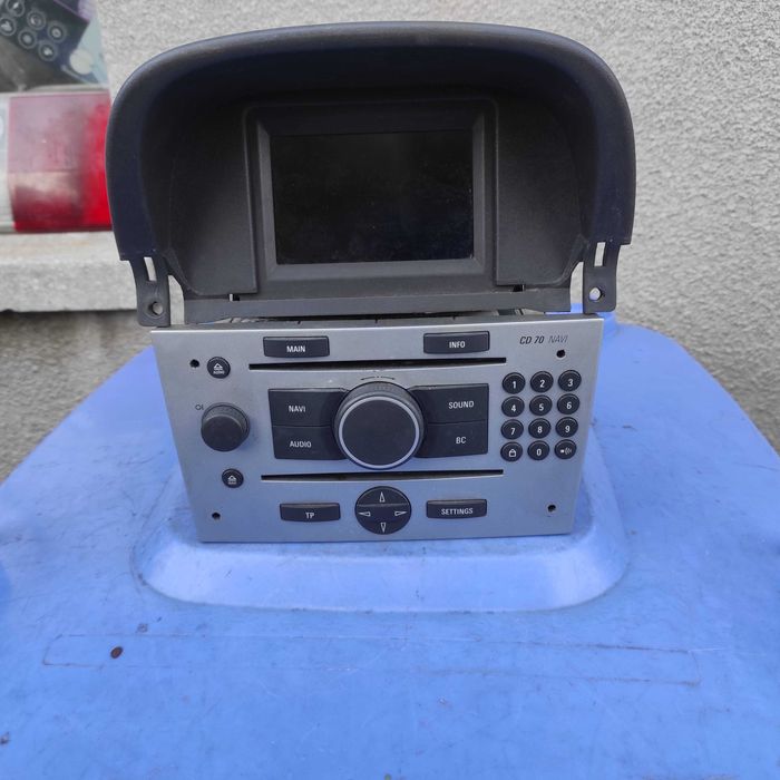 Radio CD 70 Navi  + wyświetlacz Opel Tigra B Komplet