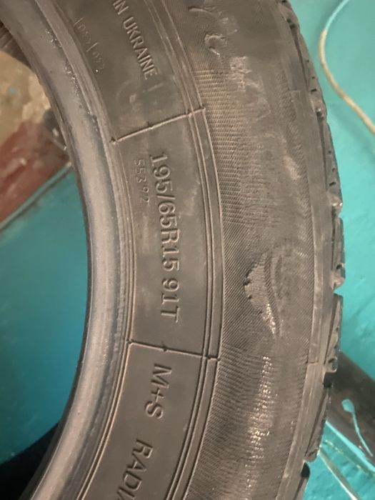 Продам Резину Зима 195/65 R15 протектор 5.5мм