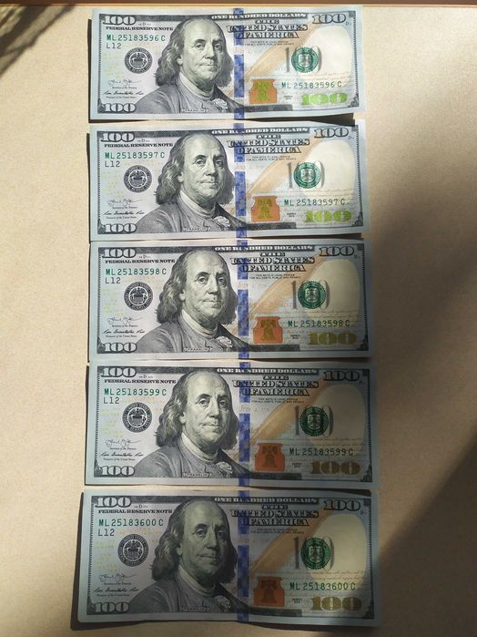 Доллары США. Евро. Номера подряд. Замещение (звезда). Разные.