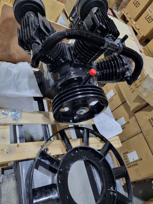 Kompresor olejowy, sprężarka powietrza VENOM , 1600 L/ min