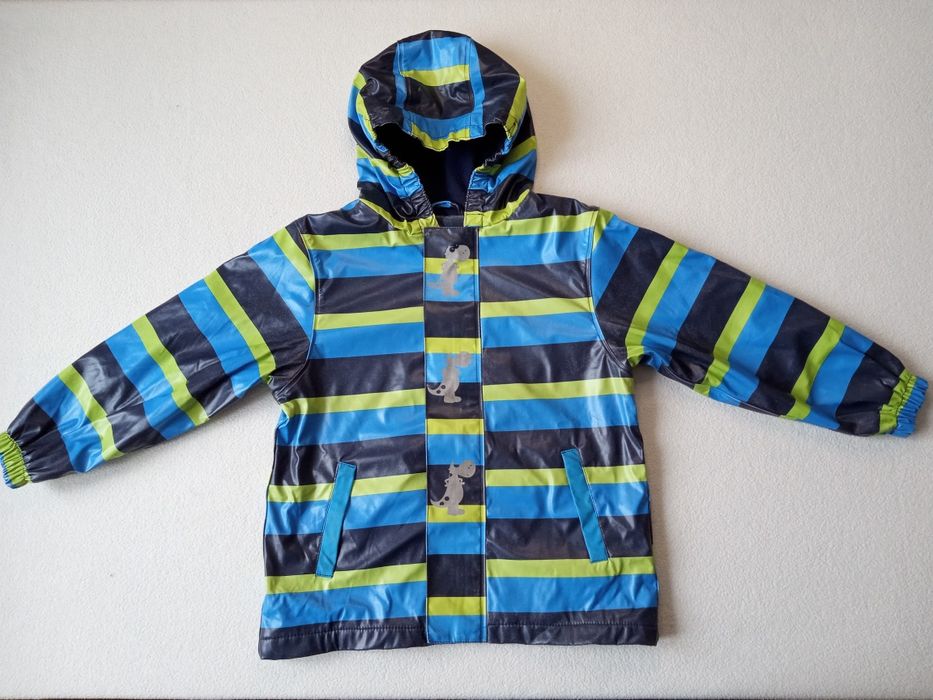 Kurtka przeciwdeszczowa ocieplana