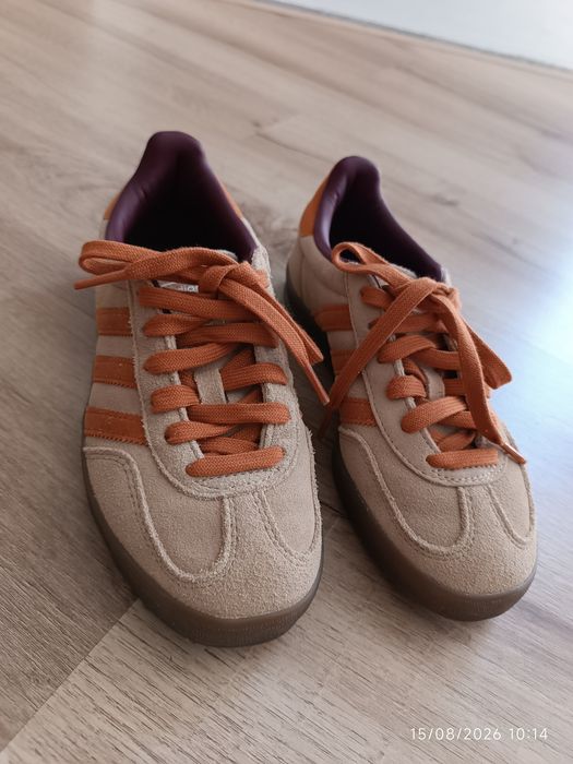 Adidas gazelle beje e laranja