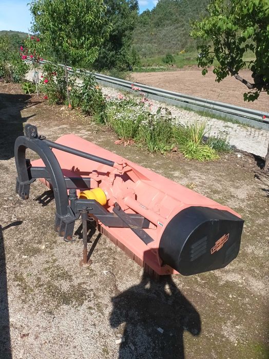 Destroçador de mato