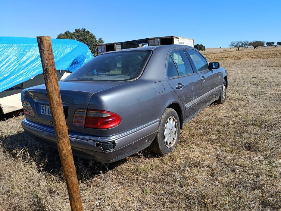 Mercedes E220D w210 — photo 4