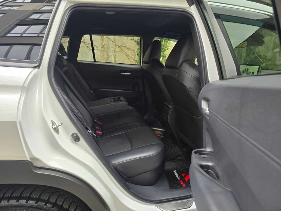 Продам  Toyota Corolla Cross 2024. Можна в розстрочку, під викуп.