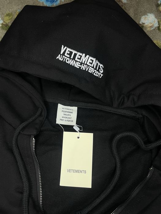 Vetements hoodie gun club