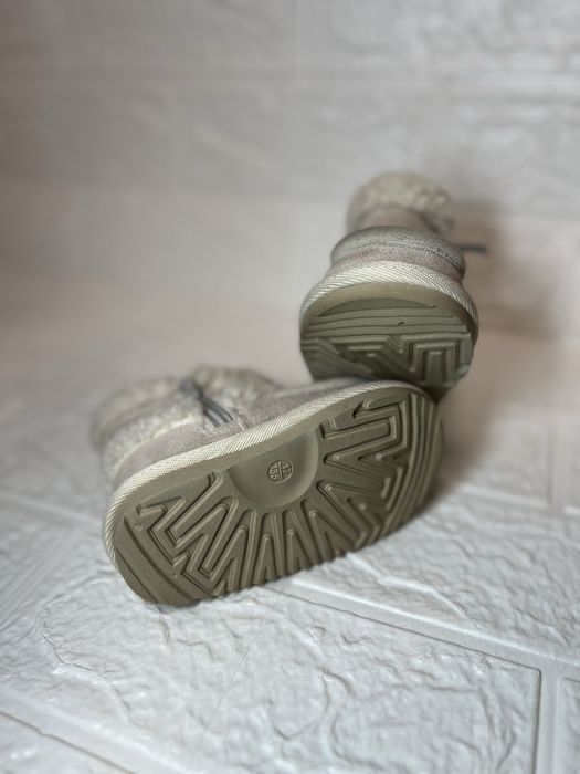 Продам зимове взуття для дівчинки