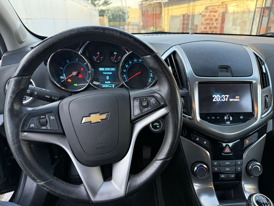 Chevrolet cruze 1.7 vcdi IMPECÁVEL