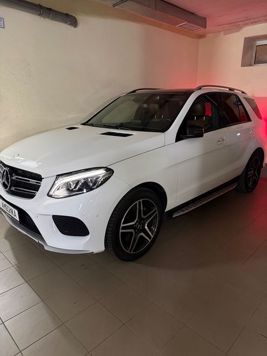 Mercedes-Benz GLE-Class 2017