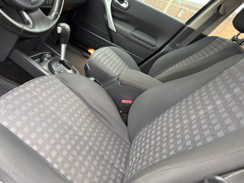 Продам Рено Меган на автомате