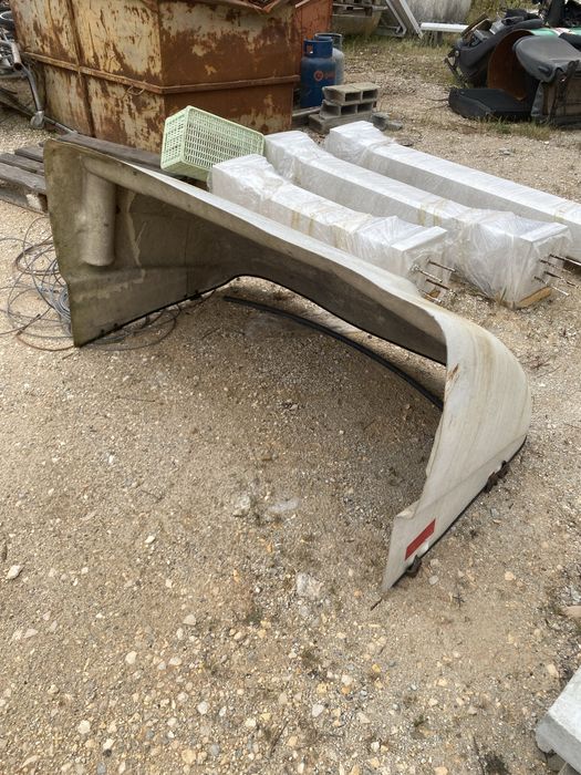 Defletor aileron mitsubishi canter