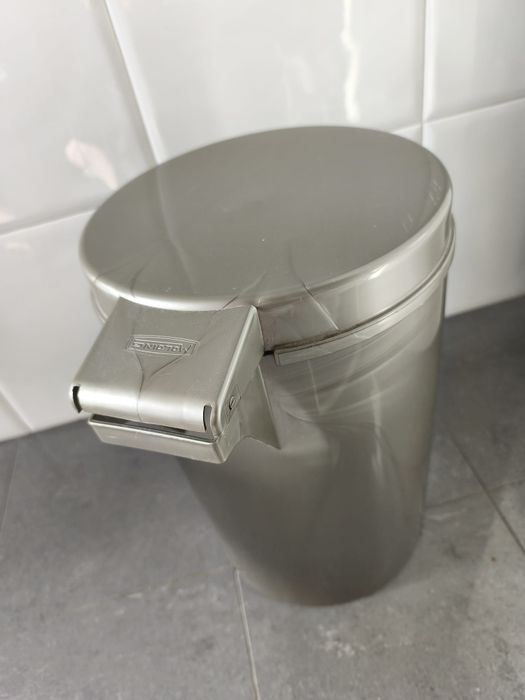 Trash Bin506821230996367363